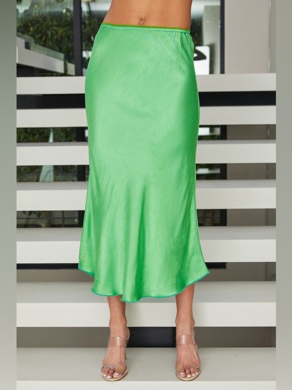 (9298/235110-LIME) SOLID ELASTIC LACE TRIM WAIST SILKY VISCOSE MAXI SKIRT